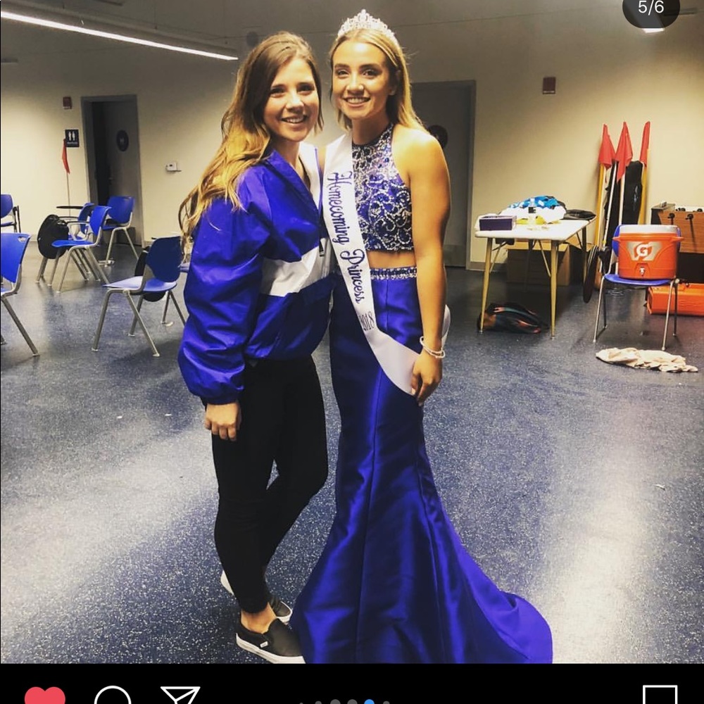 Only Worn Once For Not Even A Hour! - image 3